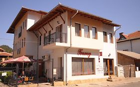 Guest Rooms Biju